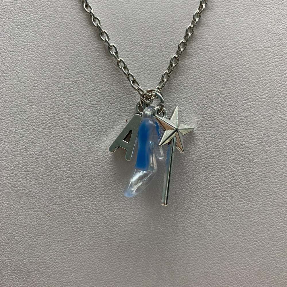 Cinderella A Glow In Dark Necklace!